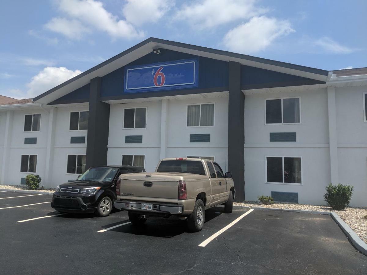 Motel 6 Chattanooga - Airport Eksteriør billede