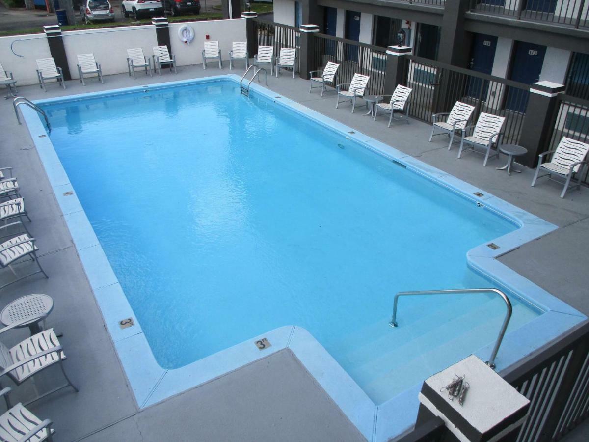 Motel 6 Chattanooga - Airport Eksteriør billede