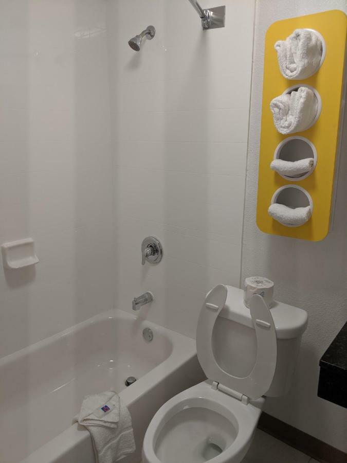Motel 6 Chattanooga - Airport Eksteriør billede